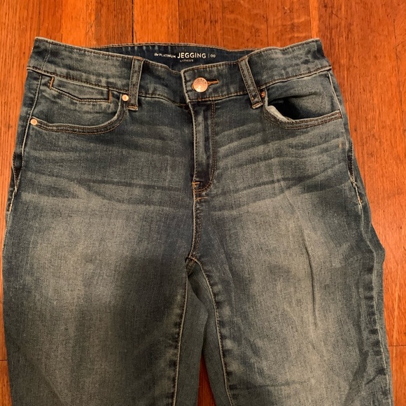 Jeans - Picture 2 of 3